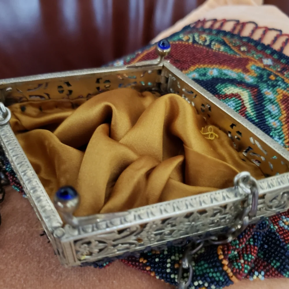 Vintage beaded purse - Picture 2 of 7